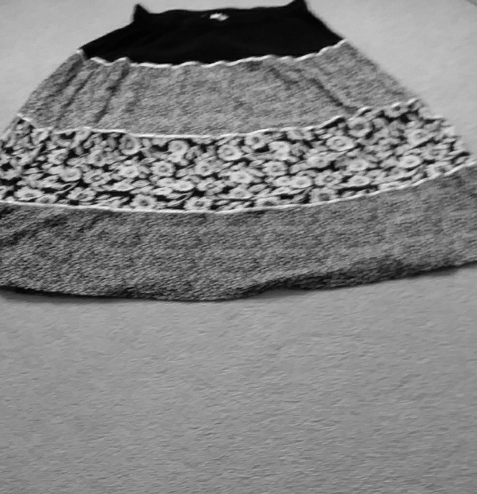 Cathy Daniels black and white midi floral skirt